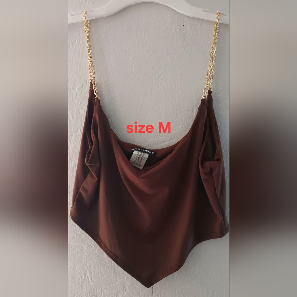 Crop top with straps